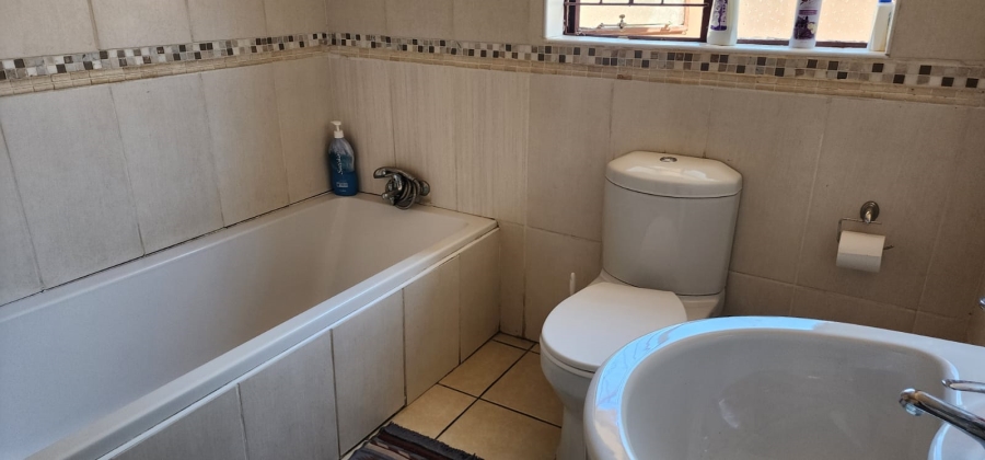 3 Bedroom Property for Sale in Hadison Park Northern Cape